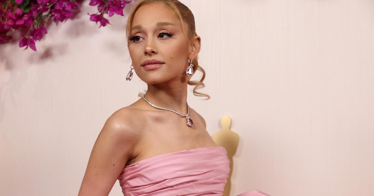 Ariana Grande tranquiliza a sus fans: "No voy a dejar de cantar para el cine"