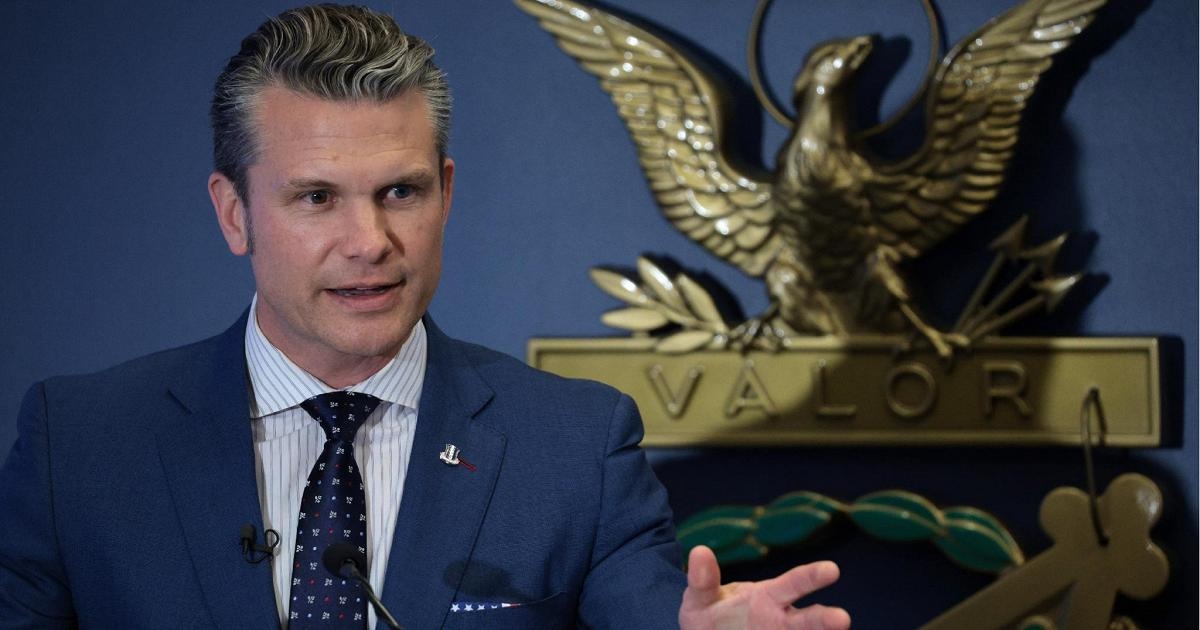 США: Хегсет отдает приказ о сокращении числа адмиралов и генералов Вооруженных сил