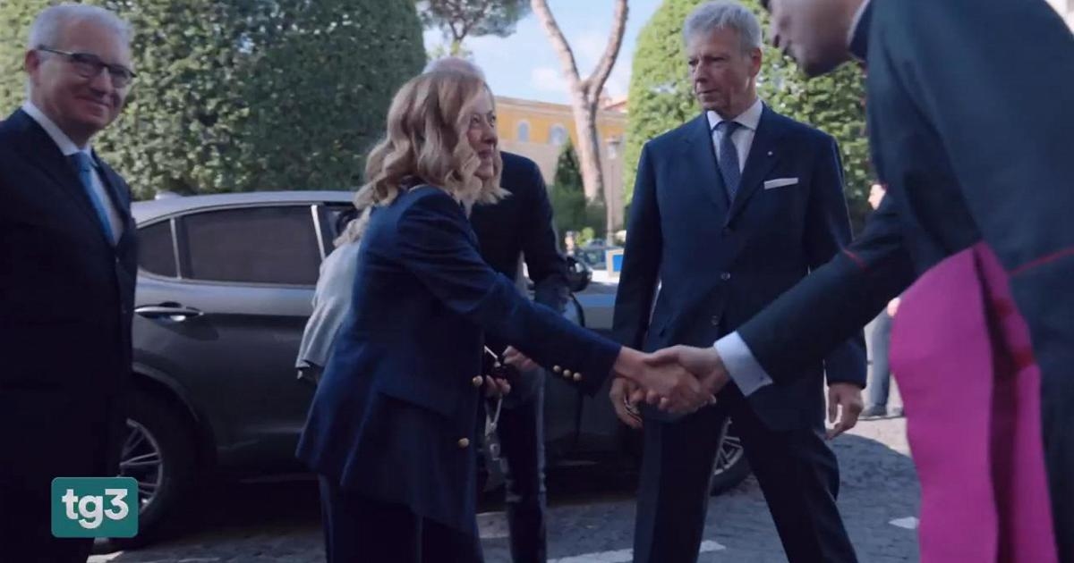 Meloni se encuentra con Zelensky en la misa del Papa León XIV, luego en Chigi con Vance y von der Leyen