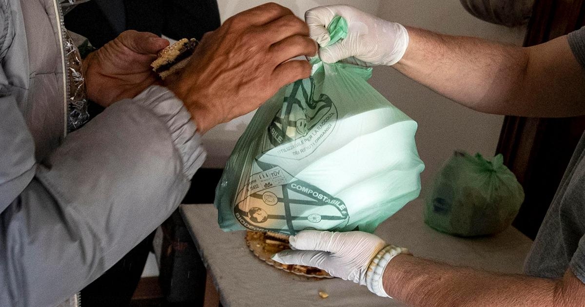 Istat: w 2024 r. ponad 5,7 mln ludzi będzie żyło w skrajnym ubóstwie, co stanowi 8,4% rodzin.