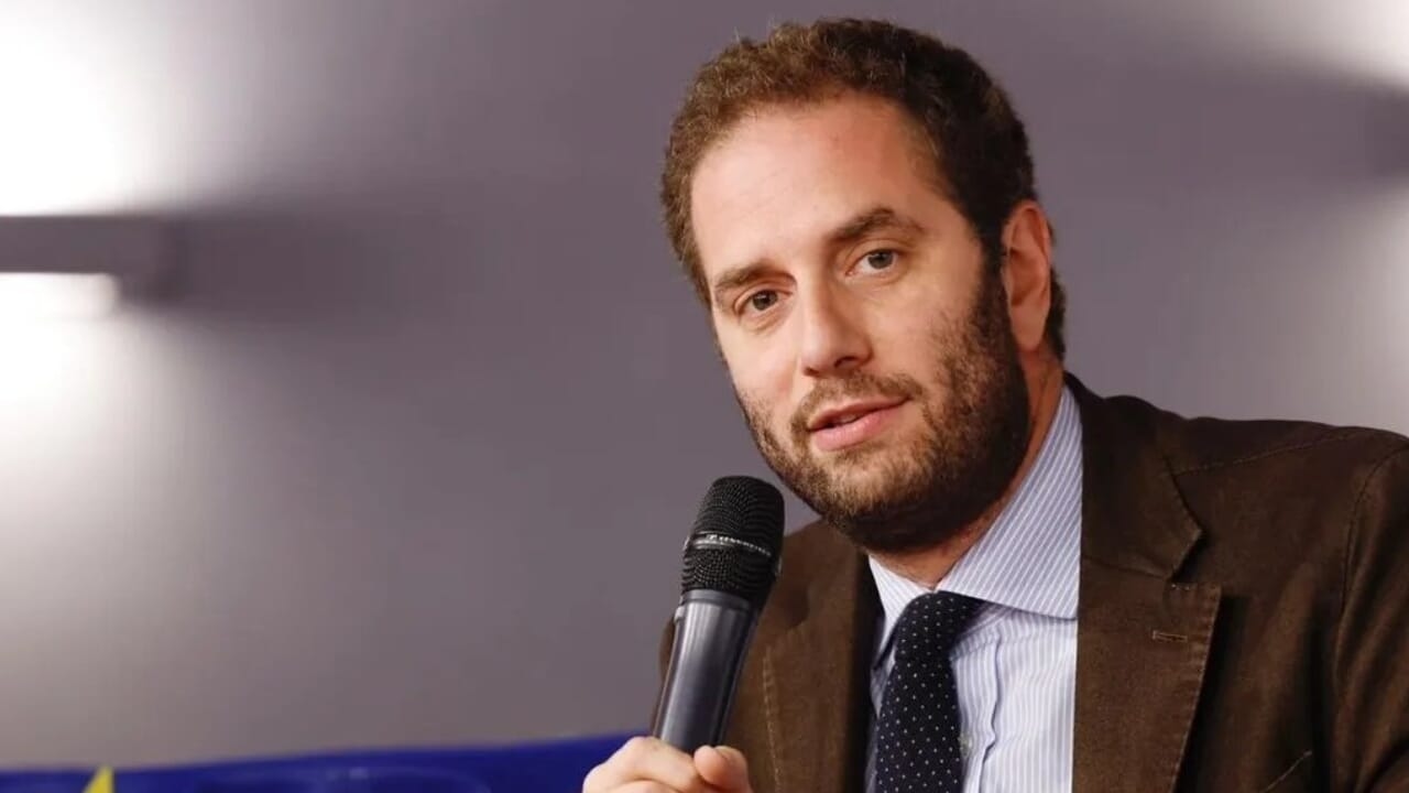 Zevi: "Con Felicittà 2025 mettiamo al centro Ostia e i giovani. Su Patrimonio indisponibile stiamo andando avanti veloce"