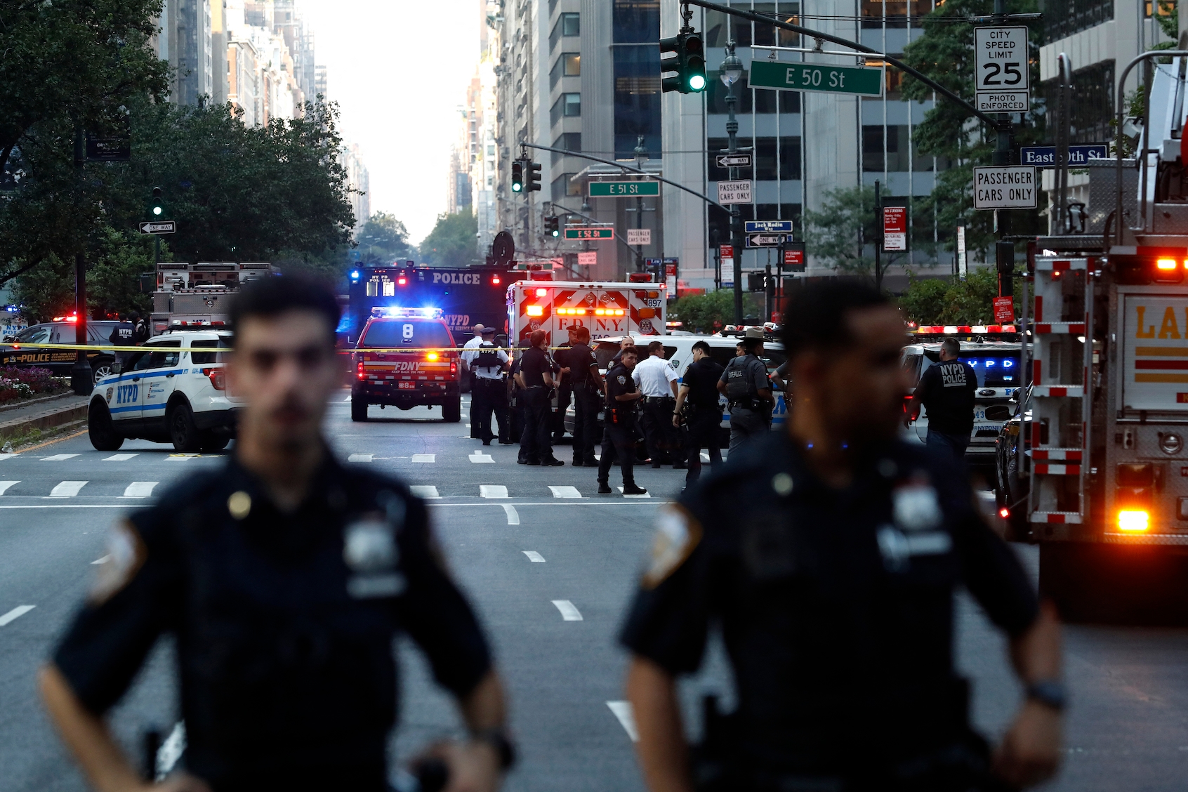 2 dead after shooting at Manhattan office building that houses NFL, Blackstone
