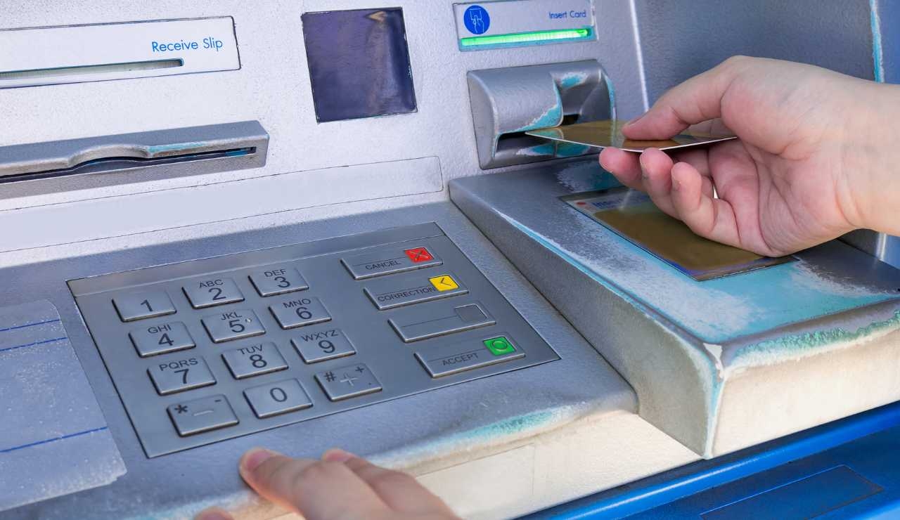Últimas notícias: SAQUES SÃO PROIBIDOS NESTE MOMENTO | Se você for ao caixa eletrônico hoje à noite, eles não lhe darão nem 1 centavo