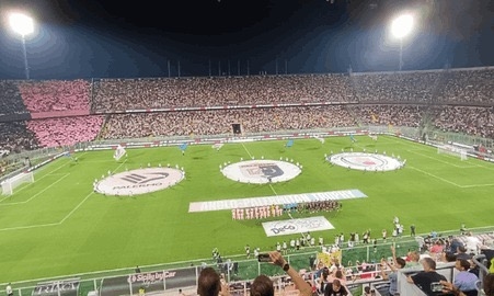 Palermo, gala-avond in de "Barbera": City wint de Anglo-Palermitaanse Trofee.