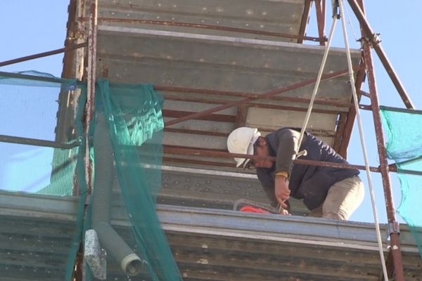 Construção, Feneal Uil: "Mais de 62.000 trabalhadores estão empregados na Sicília, mas há uma emergência de segurança."
