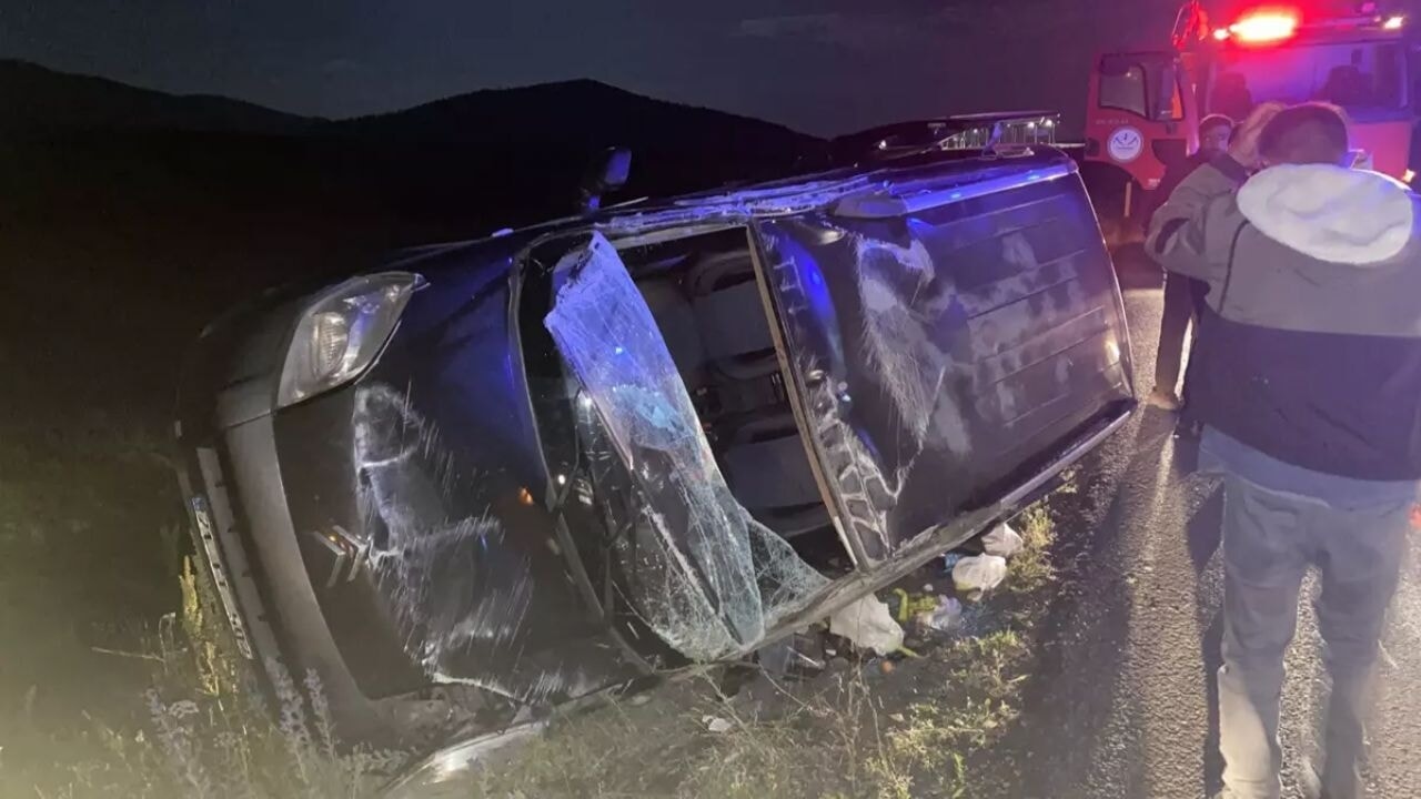 Acidente horrível na estrada Erzurum-Kars