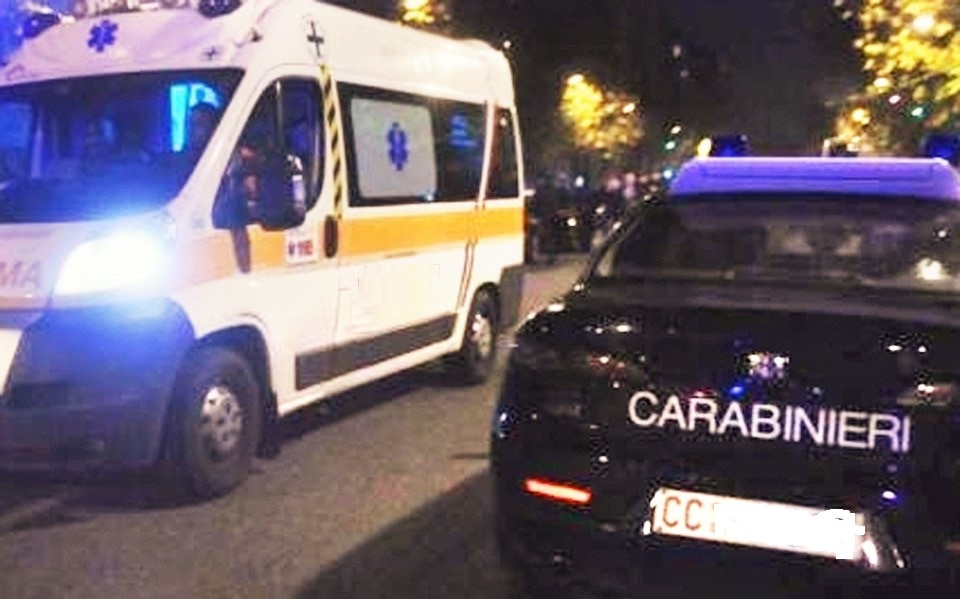 San Marco Evangelista, fight between young people ends in blood: a 25-year-old dead and one injured, hunt for the aggressor