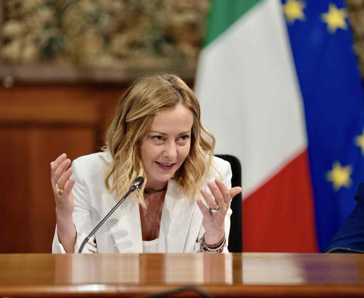 Ukraine, Europe rejects Meloni: no Putin-Zelensky negotiations in the Vatican