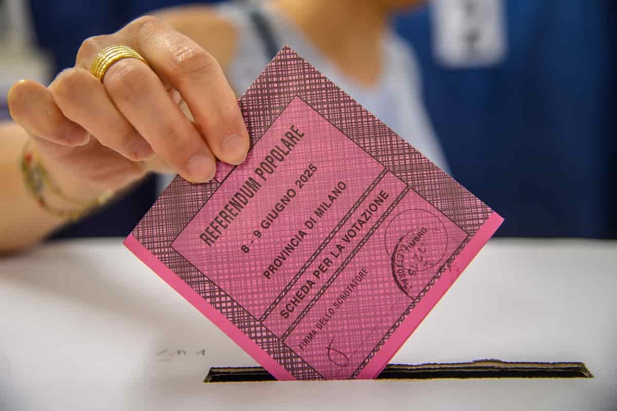 Umfragen zur politischen Wahl: Parteien nach Abrogationsreferenden und Stichwahlen, neueste SWG-Umfrage
