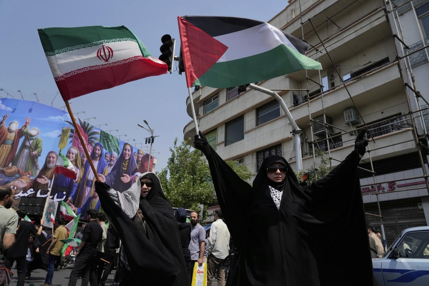 Israëlisch-Iraanse oorlog, Emiliano Brancaccio: “Netanyahu valt aan op alle fronten om kracht te tonen, zelfs zonder de VS”