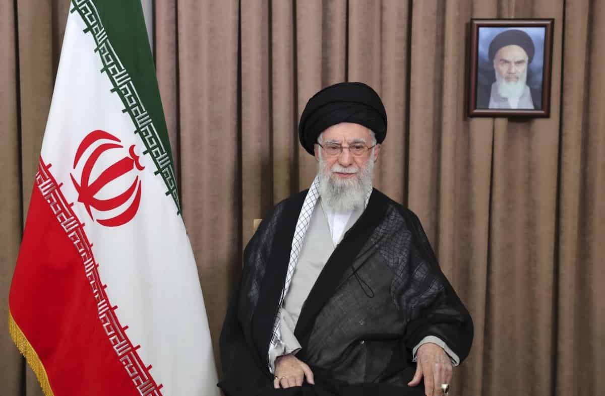 Jacht op de hoogste leider van Iran: Ayatollah Ali Khamenei is Israëls belangrijkste doelwit