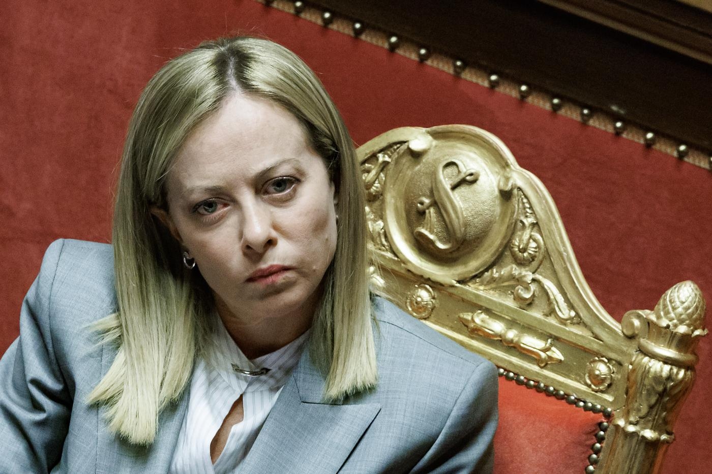 Tribunal de Contas critica Meloni: “Listas de espera vergonhosas”