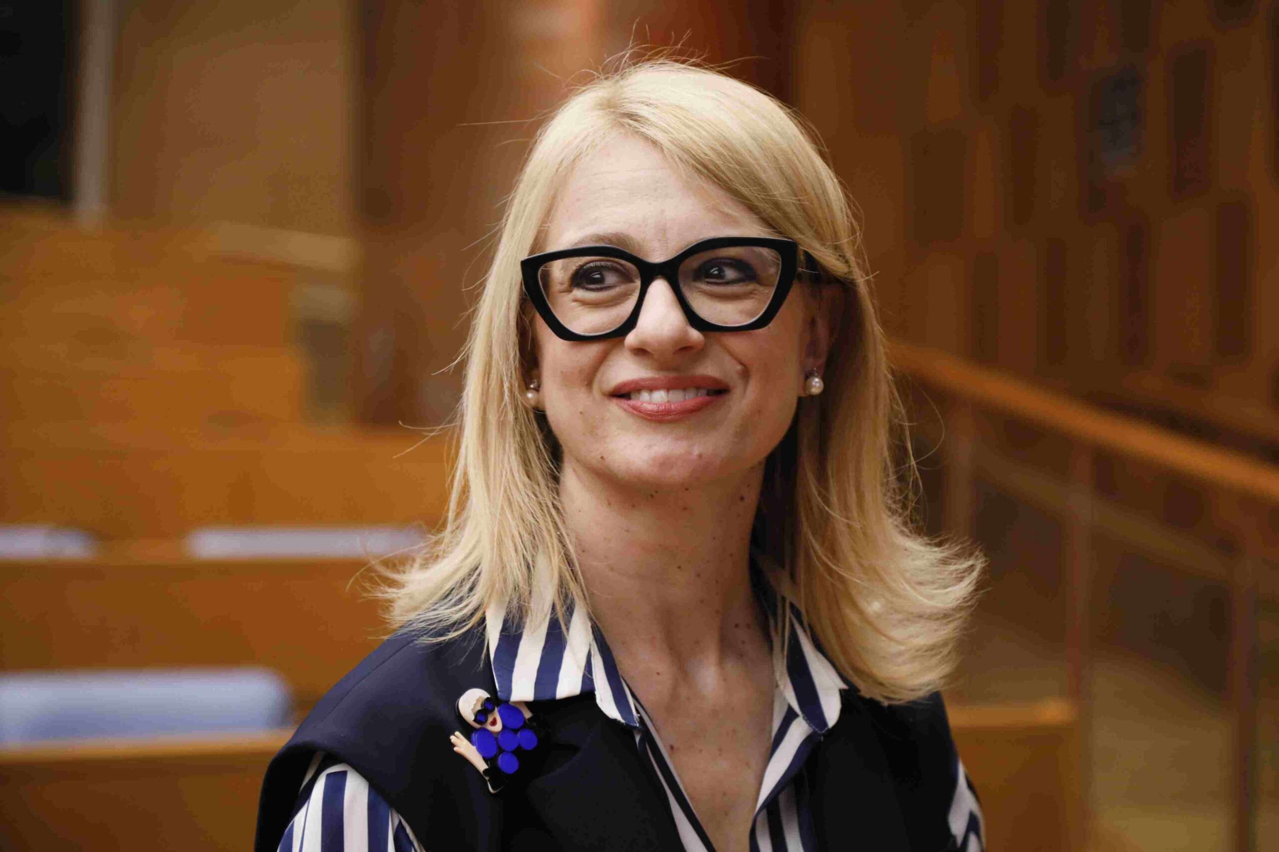 Irene Manzi fala: “Sem investimento do governo, escola é só ordem e soberania”