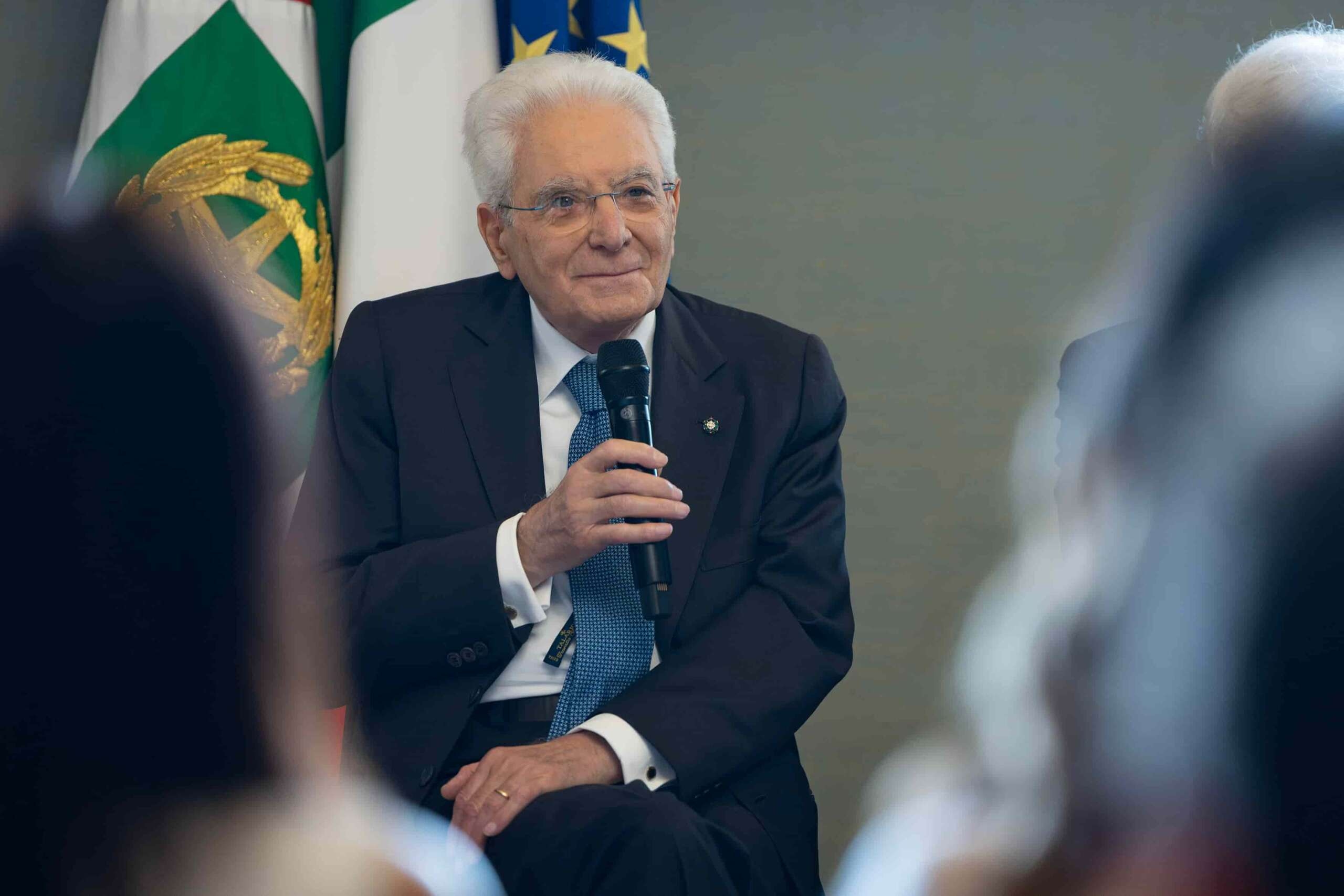 L’appello di Mattarella per le carceri: “Basta sovraffollamento e suicidi, stop a questa emergenza sociale”