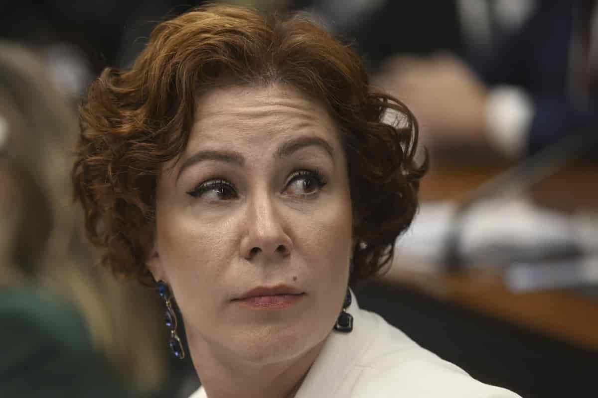 Por qué arrestaron en Italia a Carla Zambelli: la diputada brasileña del partido del expresidente Bolsonaro