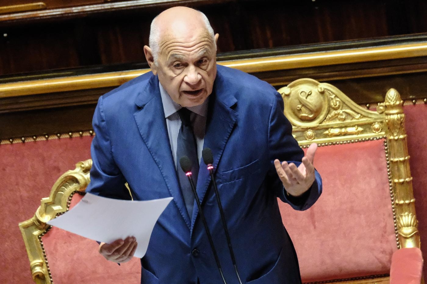 Almasri, Nordio denuncia conspiração e protege seu leal Bartolozzi: mas a direita permanece em silêncio sobre o ministro.