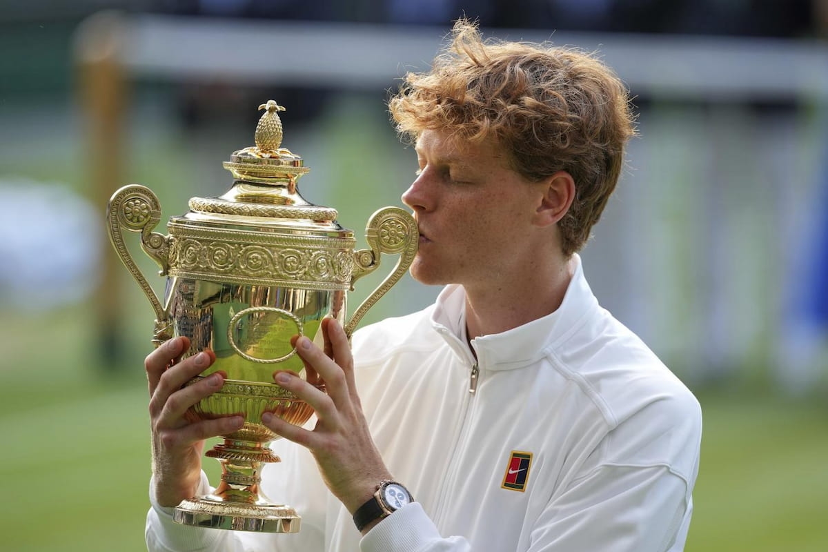 Sinner wins Wimbledon, but Italy's institutions are absent: the Meloni government's disappearances and Abodi's own goal.