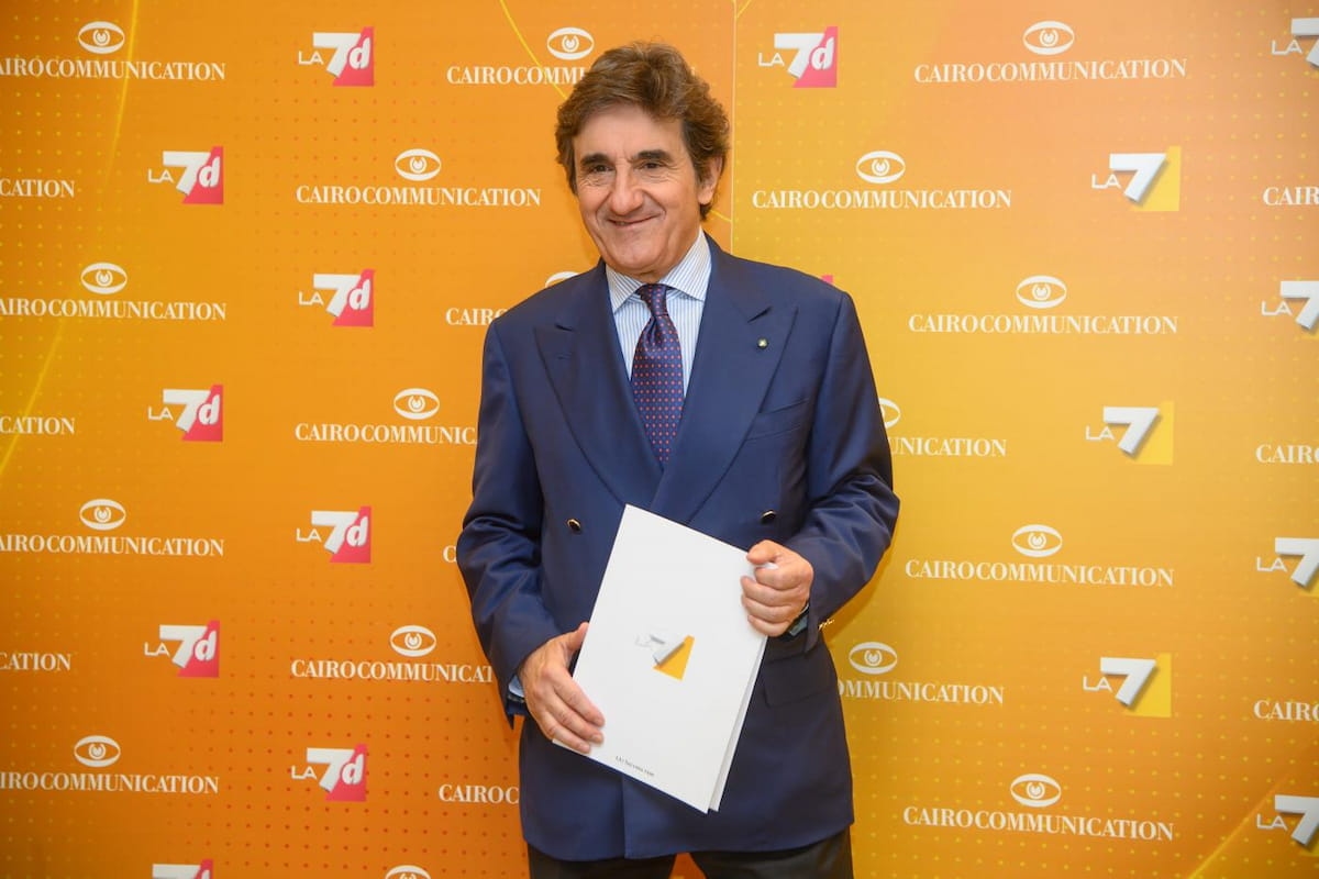 Urbano Cairo "sale al campo" como su mentor Berlusconi, el misterio que rodea la encuesta encargada para medir su popularidad
