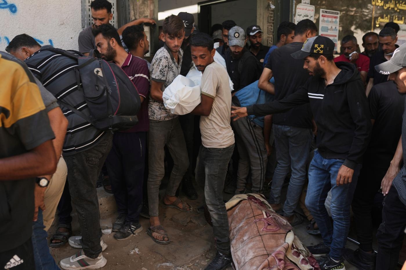 Il j’accuse di B’Tselem: “Noi israeliani risponderemo del genocidio dei palestinesi”