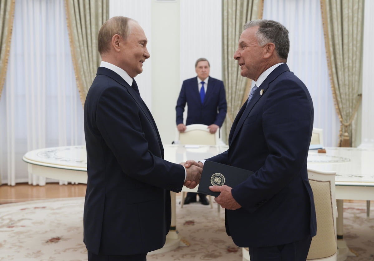 Oorlog tussen Oekraïne en Rusland: Witkoff ontmoet Poetin in het Kremlin: Moskou roept op tot een "constructieve top", luchtwapenstilstand ligt op tafel.