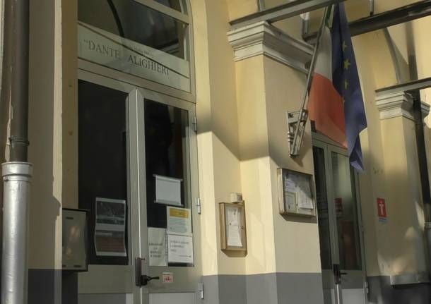 Varese - Giornata delle Eccellenze alla media Dante di Varese per celebrare l’impegno dei ragazzi -  - Varese News