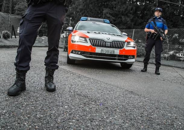 Canton du Tessin - Excès de vitesse à 107 kilomètres par heure là où la vitesse est limitée à 50 : un motocycliste italien signalé dans le canton du Tessin - - Varese News