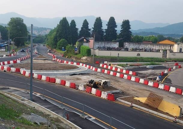 Bardello mit Malgesso und Bregano - Kreisverkehr Malgesso auf der Staatsstraße 629 Vergiate Besozzo eröffnet - - Varese News