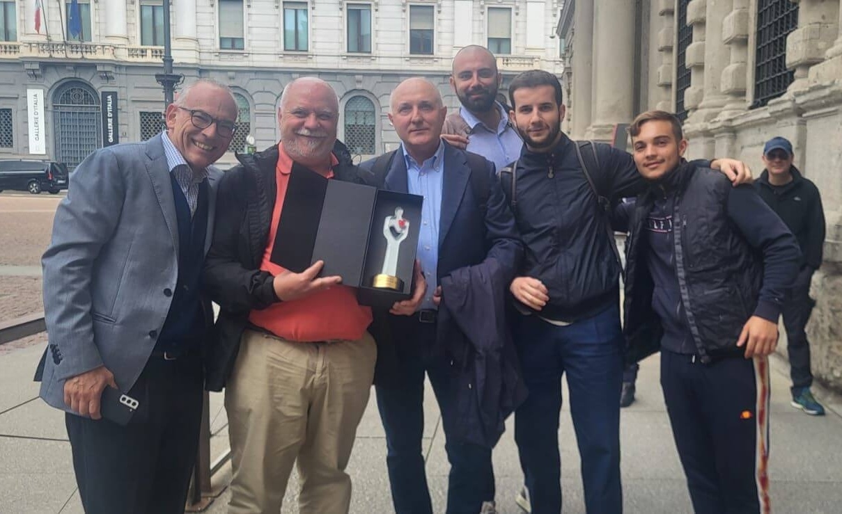 Oscar des City Angels pour sa gentillesse envers Simone Feder