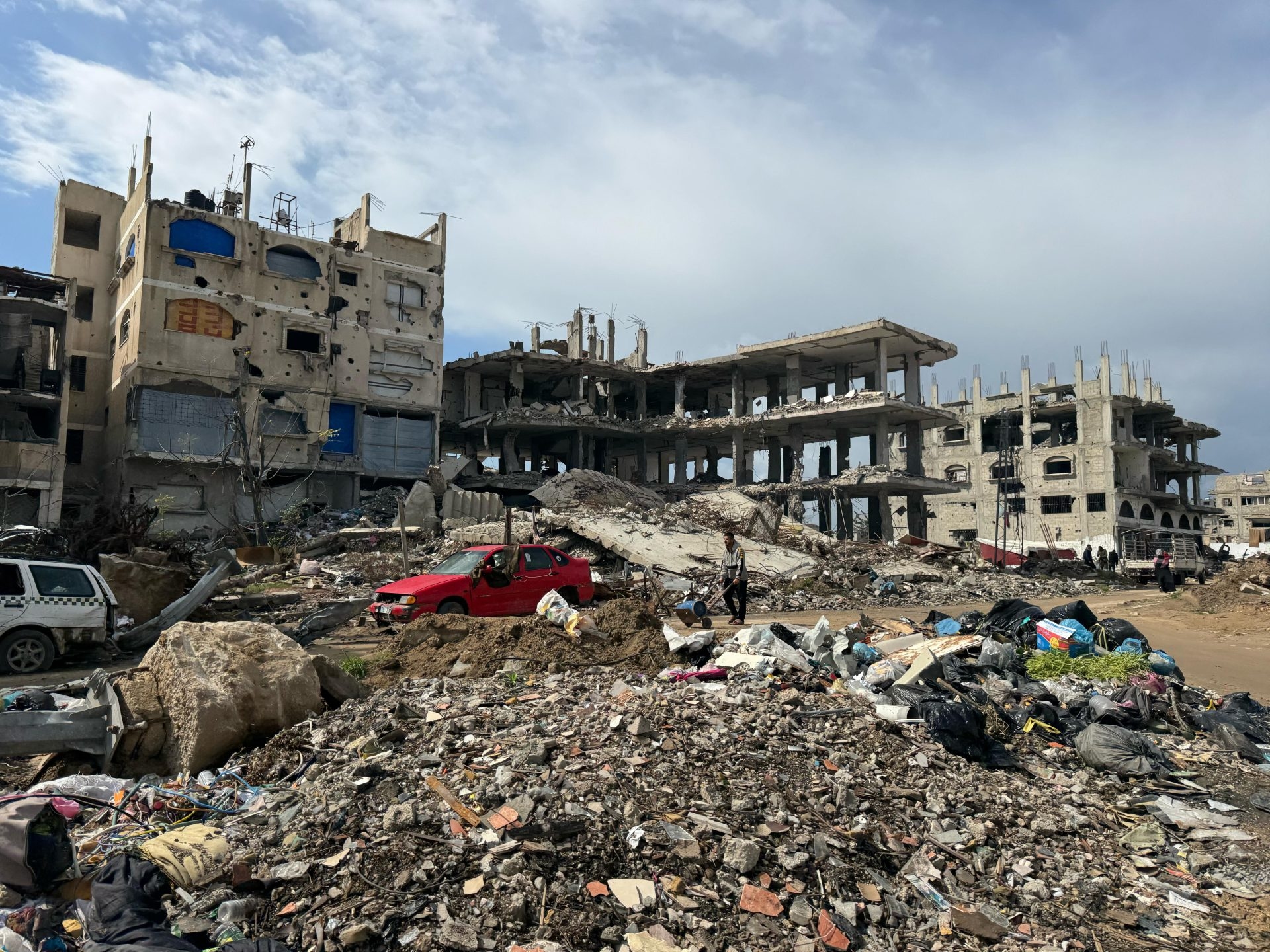 Gaza, a network is born in Italy to help children with severe disabilities.