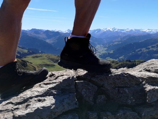 Homem de 72 anos fica gravemente ferido durante caminhada em Vorarlberg