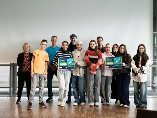 Młodzi detektywi klimatyczni z Wels odwiedzają ESA w Rzymie