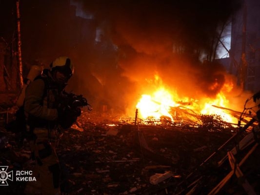 Mortes em ataques russos na região de Kyiv