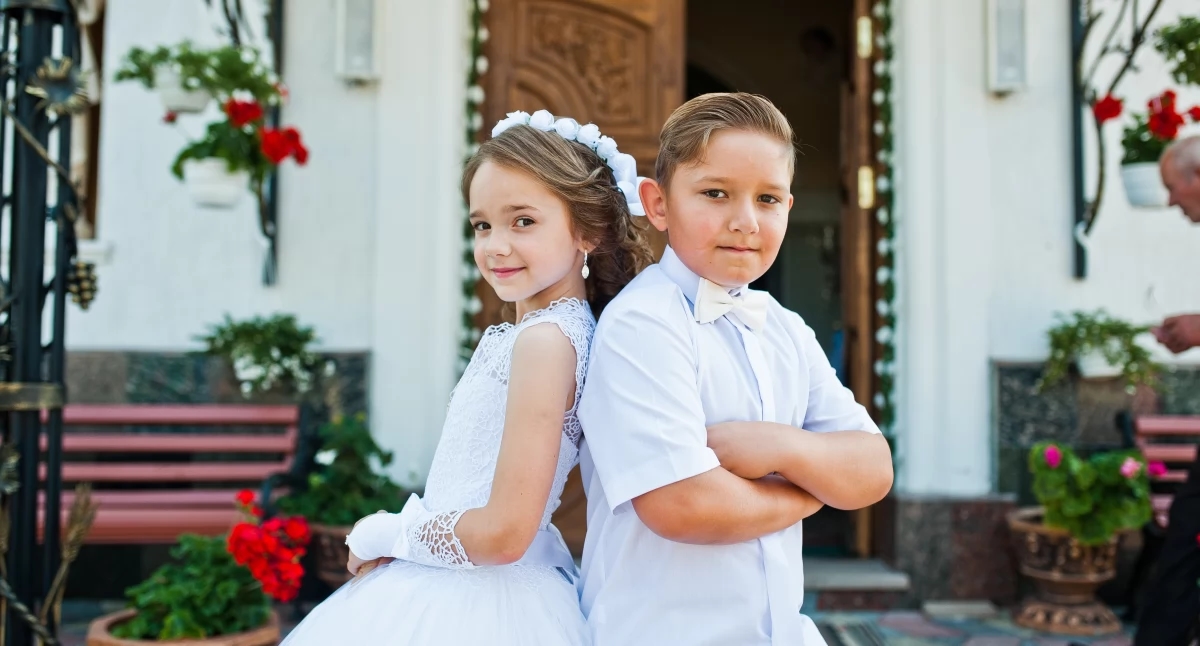 Communions 2025. Modest or lavish? At home or in a venue? How much for a plate this year?