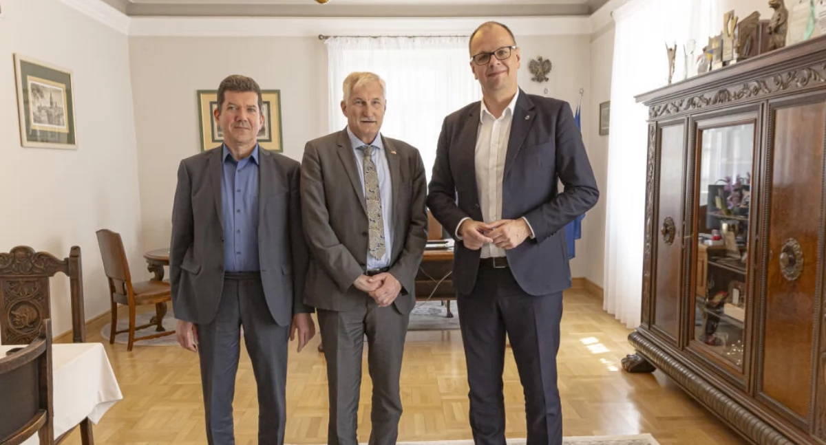 Il futuro del DSD nelle scuole di Przemyśl è ancora in discussione. – Non è stata presa alcuna decisione su questa questione – questa è la posizione della città dopo l’incontro con la parte tedesca