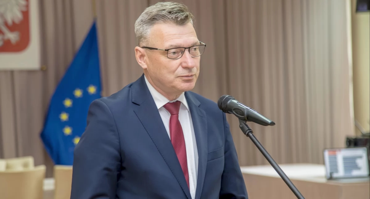 Mieczysław Piziurny com um voto de aprovação e um voto de confiança