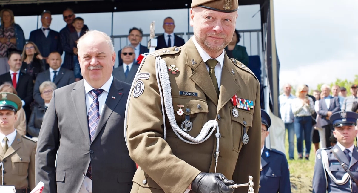 Bóg, Honor, Ojczyzna – „terytorialsi” otrzymali sztandar