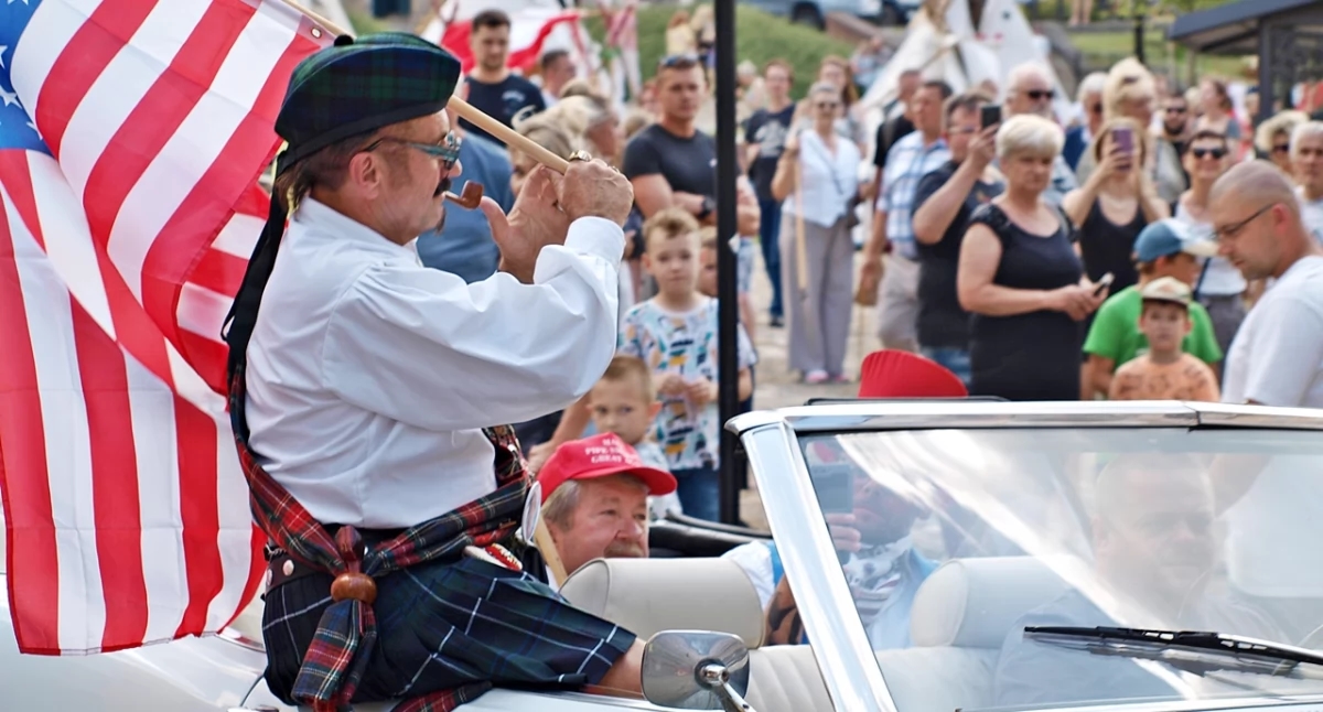Un bellissimo anniversario del Festival della Pipa. Ritorno alle origini, ovvero una cerimonia in stile americano [FOTO]