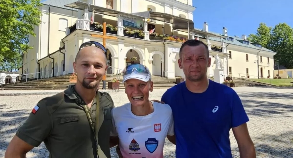 Carrera benéfica por Polonia con "territoriales" [FOTOS]