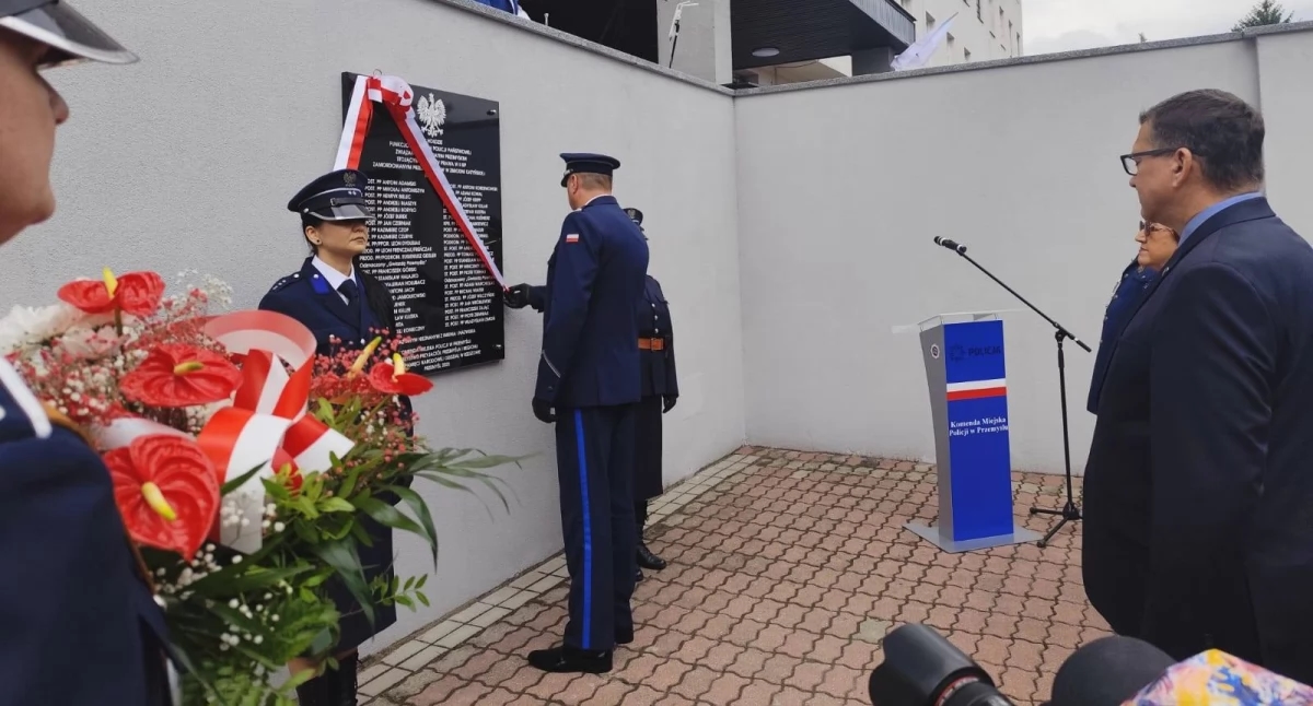 Katyn Katliamı'nın kurbanları, eyalet polis memurları anıldı [FOTOĞRAFLAR]