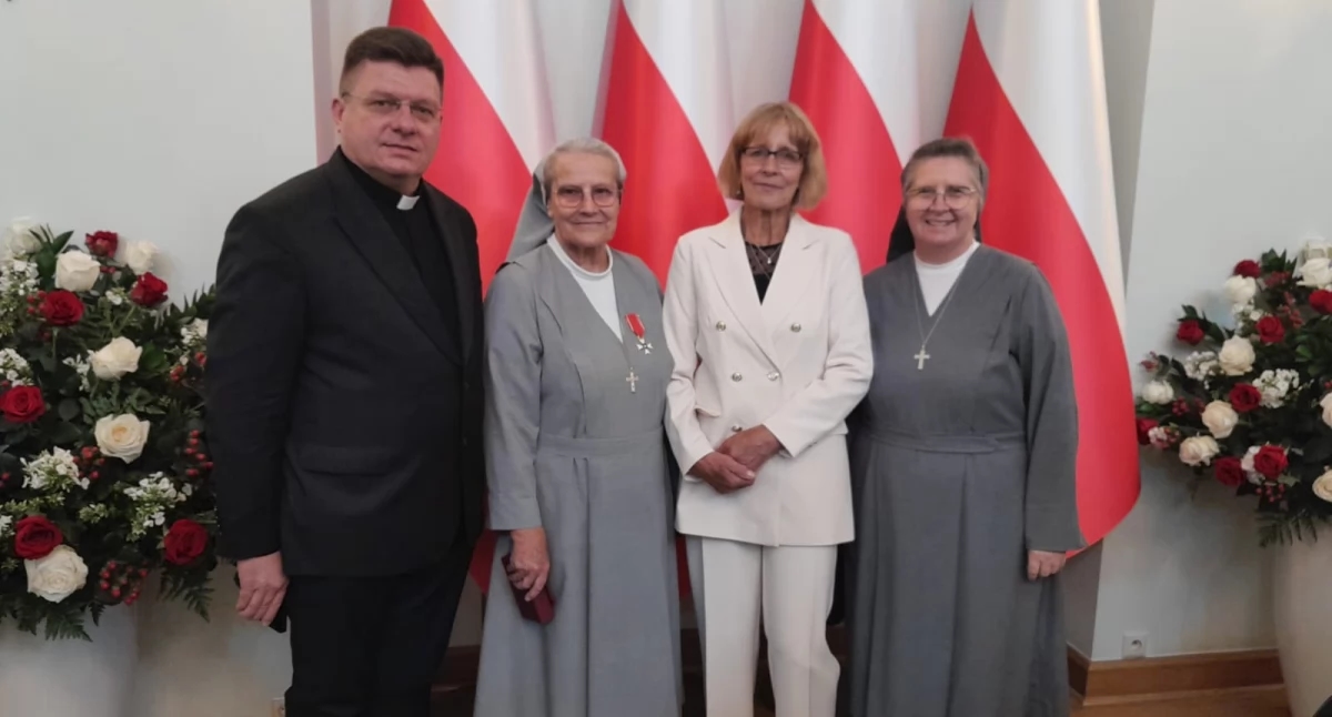 Drohobych'li Salesian rahibesi Polonia Restituta Nişanı Şövalye Haçı ile ödüllendirildi [FOTOĞRAFLAR]