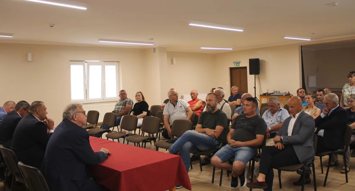 Komünün sorunları ve ihtiyaçları hakkında