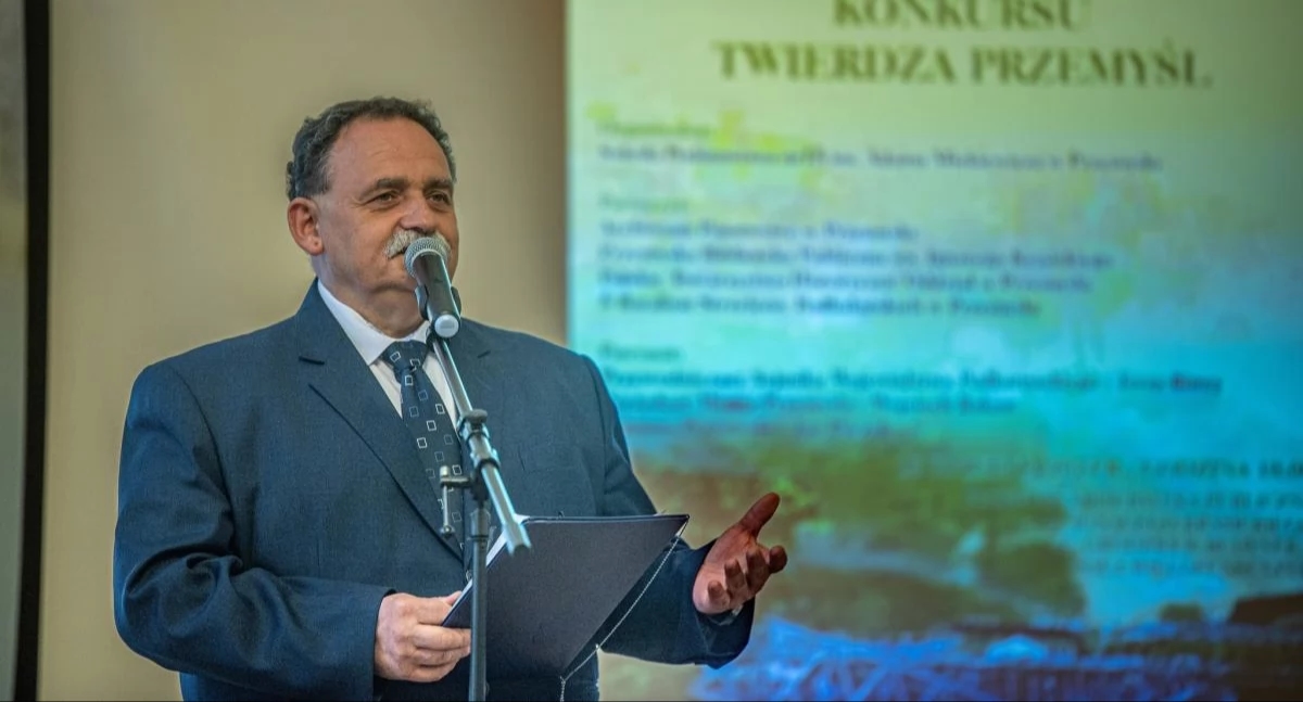 Artur Mykita nam ontslag als directeur van basisschool nr. 15 in Przemyśl