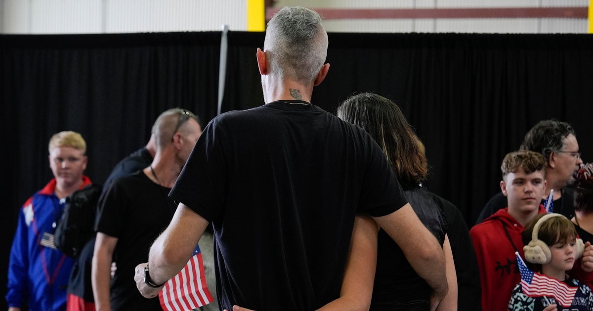 Трамп установил самый низкий лимит на прием беженцев в истории США — 7500 человек, в основном для африканеров.