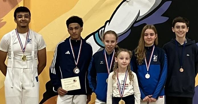 Fencing. Podiums for the Ludovicians