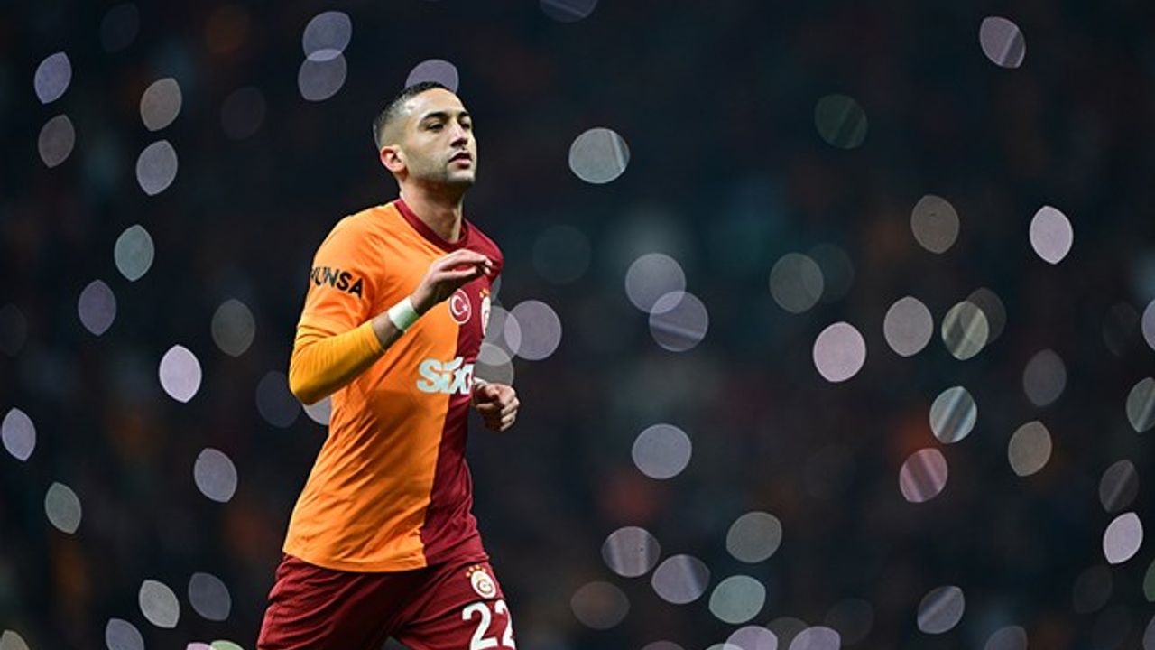 ¡Se ha revelado la nueva dirección de la ex estrella del Galatasaray! La afición se sorprendió con el equipo.