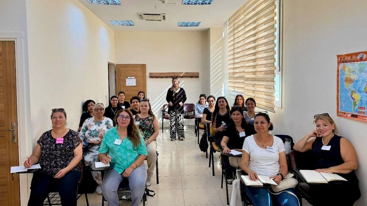 Apoyo a la educación lingüística para mujeres en Izmir: ha comenzado una nueva era