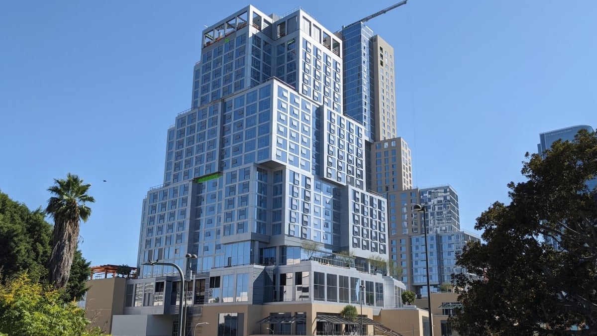 El próximo museo de IA anuncia su apertura y presenta un adelanto de la Sala Infinita.