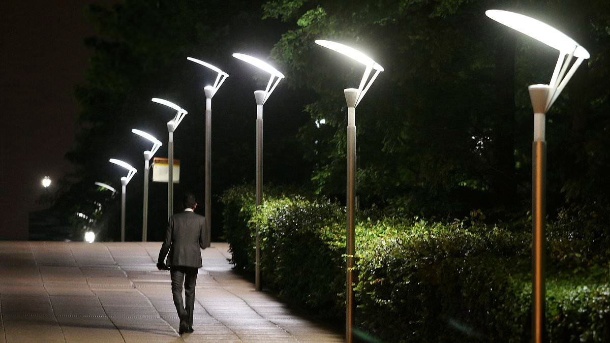 Gdy noce stają się ciemne i zimne... czy oświetlenie uliczne jest przyczyną naszej zimowej chandry?