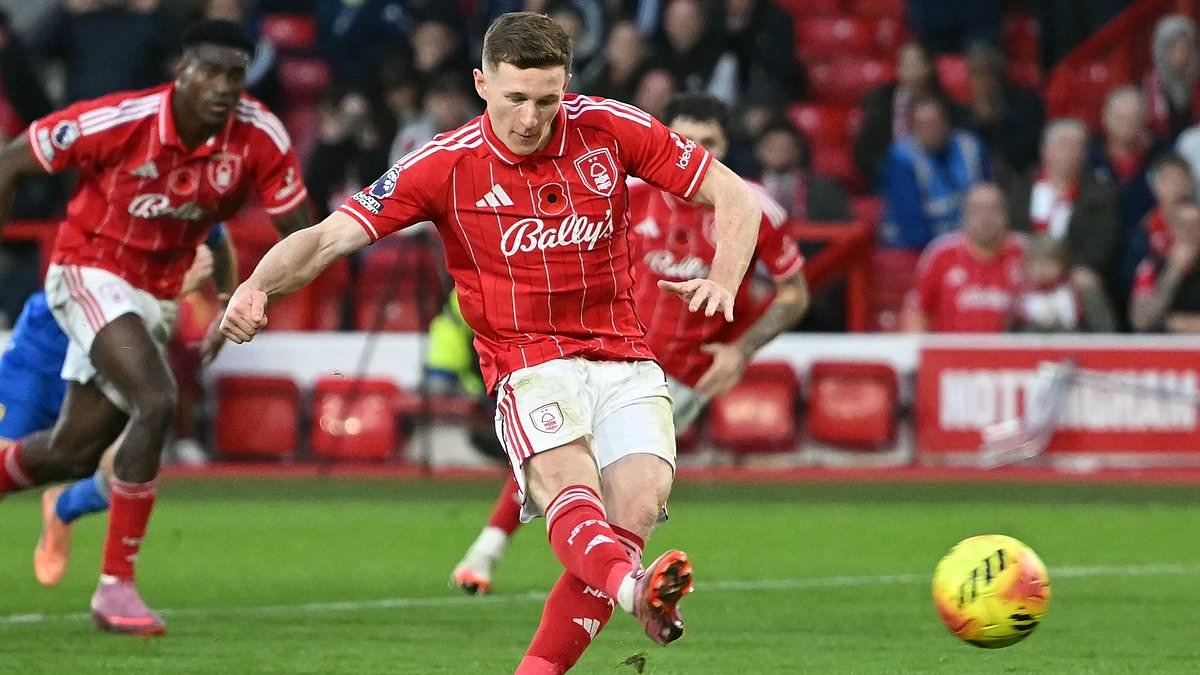 Nottingham Forest 3-1 Leeds United: Premier Lig'in en iyi kulüplerinin aradığı yıldız yeniden parlıyor - ve Daniel Farke'nin ÇÖZMESİ GEREKEN bulmaca
