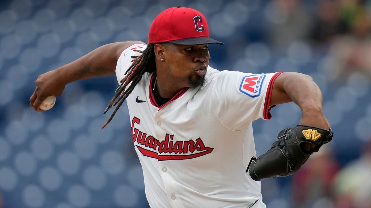 Sahte sahalara ilişkin bomba soruşturma kapsamında iki Major League Baseball yıldızı suçlandı